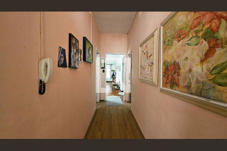 Corredor de casa à venda com 3 quartos, 170m² em Bela Vista, Jundiaí