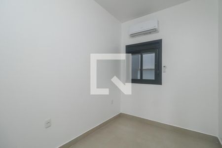 Quarto de apartamento para alugar com 1 quarto, 26m² em Costa E Silva, Porto Alegre