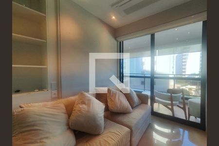 Sala privativa de apartamento para alugar com 1 quarto, 84m² em Barra da Tijuca, Rio de Janeiro