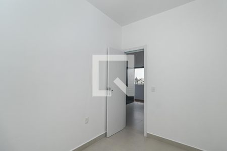 Quarto de apartamento para alugar com 1 quarto, 26m² em Costa E Silva, Porto Alegre