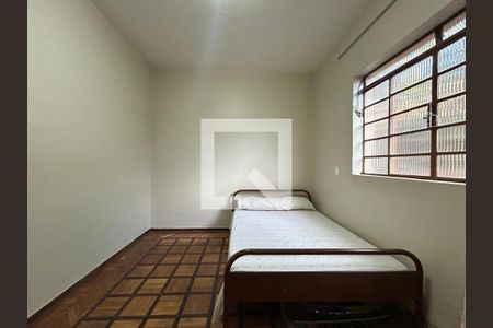 Casa à venda com 3 quartos, 352m² em Nova Cachoeirinha, Belo Horizonte