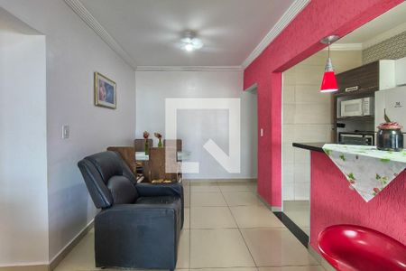 Sala de apartamento para alugar com 2 quartos, 99m² em Solemar, Praia Grande