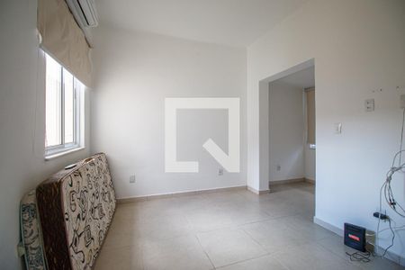 Quarto 2 de casa à venda com 7 quartos, 405m² em Grajaú, Rio de Janeiro