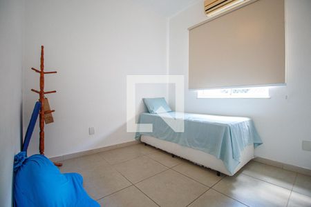 Quarto  de casa à venda com 7 quartos, 405m² em Grajaú, Rio de Janeiro