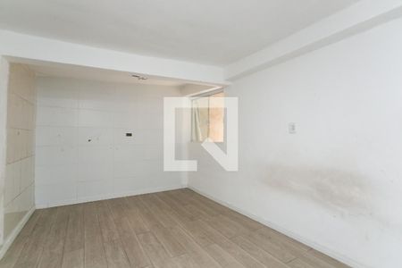 Quarto 1  de casa para alugar com 2 quartos, 25m² em Jardim Santa Teresinha, São Paulo