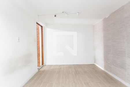 Quarto 1  de casa para alugar com 2 quartos, 25m² em Jardim Santa Teresinha, São Paulo