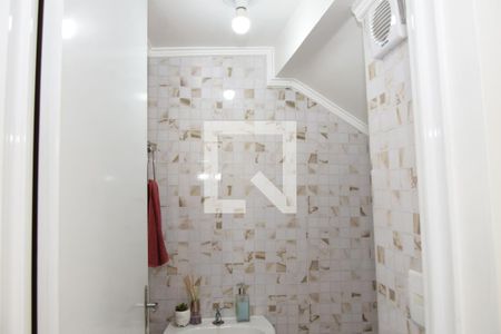 Lavabo de casa para alugar com 3 quartos, 64m² em Chacara Santa Maria, Embu das Artes