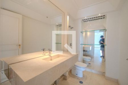 Lavabo de apartamento à venda com 5 quartos, 470m² em Morro dos Ingleses, São Paulo