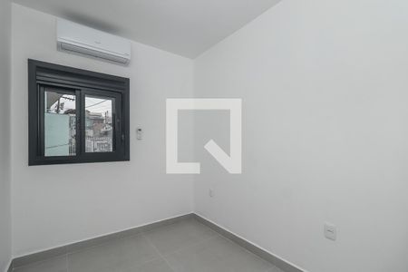 Quarto de apartamento para alugar com 1 quarto, 28m² em Costa E Silva, Porto Alegre