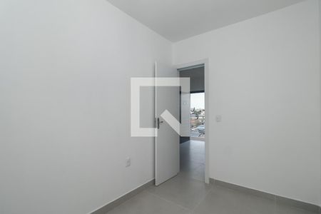 Quarto de apartamento para alugar com 1 quarto, 26m² em Costa E Silva, Porto Alegre
