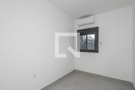 Quarto de apartamento para alugar com 1 quarto, 26m² em Costa E Silva, Porto Alegre