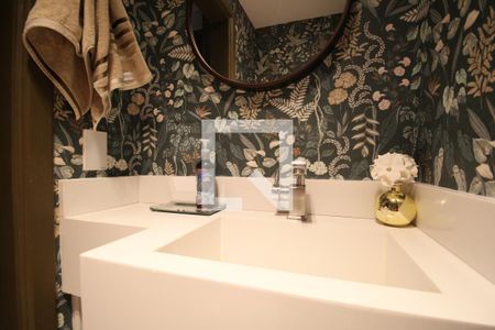 Lavabo de apartamento à venda com 4 quartos, 196m² em Jardim Ampliacao, São Paulo