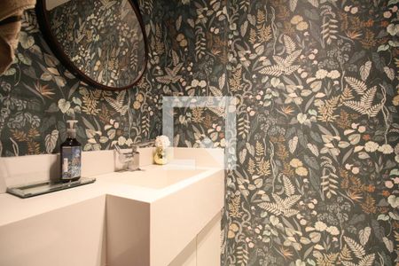 Lavabo de apartamento à venda com 4 quartos, 196m² em Jardim Ampliacao, São Paulo