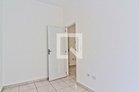 Quarto 2 de apartamento para alugar com 2 quartos, 60m² em Vila Mangalot, São Paulo