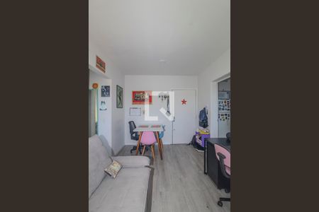 Sala de apartamento para alugar com 1 quarto, 43m² em Partenon, Porto Alegre