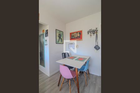 Sala de apartamento para alugar com 1 quarto, 43m² em Partenon, Porto Alegre