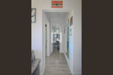 Corredor de apartamento para alugar com 1 quarto, 43m² em Partenon, Porto Alegre