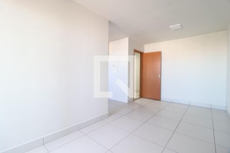 Sala de apartamento para alugar com 2 quartos, 60m² em Tibery, Uberlândia