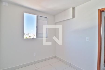 Quarto 1 de apartamento para alugar com 2 quartos, 60m² em Tibery, Uberlândia