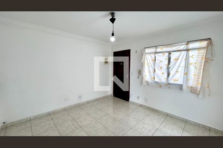 Sala de apartamento para alugar com 2 quartos, 50m² em Jardim Flor da Montanha, Guarulhos