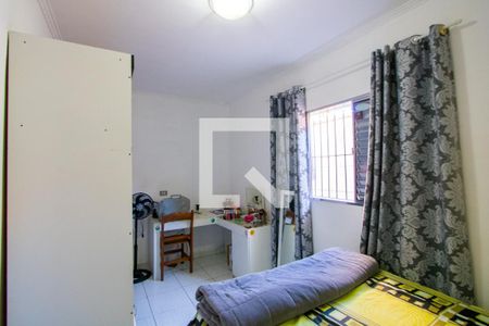 Quarto 2 de casa à venda com 2 quartos, 150m² em Jardim Santo André, Santo André