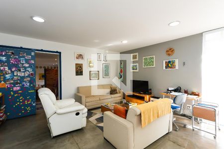 Sala 1 de casa à venda com 4 quartos, 328m² em Real Parque, São Paulo