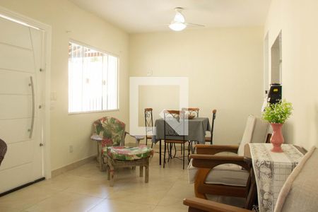 Sala de casa para alugar com 3 quartos, 120m² em Ogiva, Cabo Frio