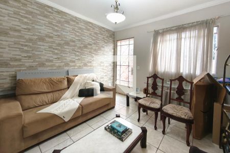 Sala de Estar de casa à venda com 4 quartos, 166m² em Vila Marieta, Campinas