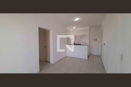 Sala de apartamento à venda com 3 quartos, 65m² em Umuarama, Osasco