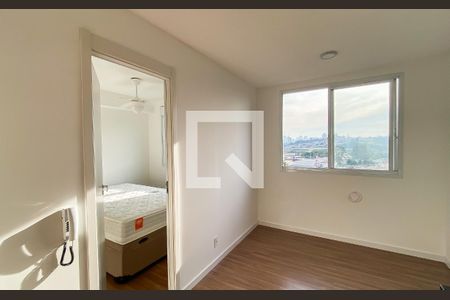 Sala/cozinha/área de serviço  de apartamento para alugar com 1 quarto, 24m² em Jardim America da Penha, São Paulo