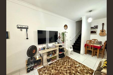 Sala de casa à venda com 2 quartos, 63m² em Burgo Paulista, São Paulo