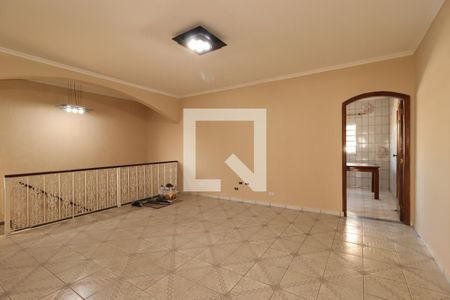 Sala de casa para alugar com 3 quartos, 150m² em Vila Aquilino, Santo André