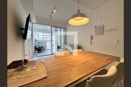 Cozinha de apartamento para alugar com 1 quarto, 48m² em Sumaré, São Paulo