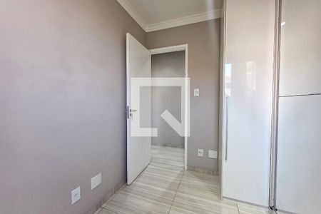 Quarto 1 de apartamento à venda com 2 quartos, 47m² em Parque Jaçatuba, Santo André