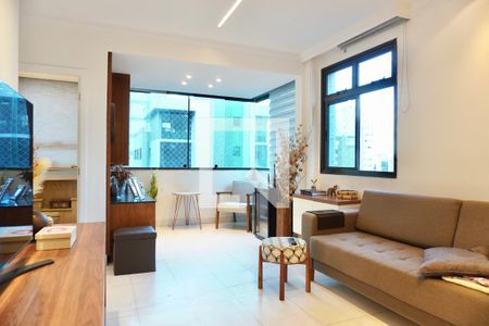 Sala  de apartamento à venda com 3 quartos, 120m² em Serra, Belo Horizonte