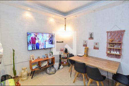 Sala de casa para alugar com 2 quartos, 55m² em Vila Isabel, Rio de Janeiro