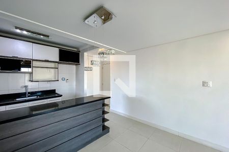 Sala de apartamento à venda com 3 quartos, 75m² em Vila Canero, São Paulo