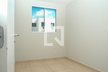 Quarto de apartamento para alugar com 2 quartos, 46m² em Jardim Jasmim, Nova Iguaçu