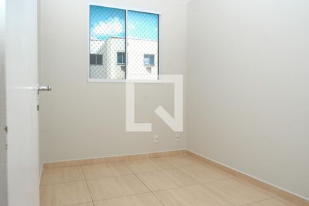 Quarto de apartamento para alugar com 2 quartos, 46m² em Jardim Jasmim, Nova Iguaçu