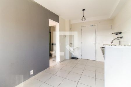 Sala/Cozinha de apartamento para alugar com 2 quartos, 33m² em Colônia (zona Leste), São Paulo