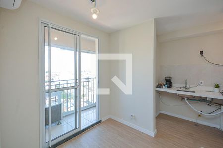 Sala de apartamento à venda com 2 quartos, 40m² em Jardim Santo Antoninho, São Paulo