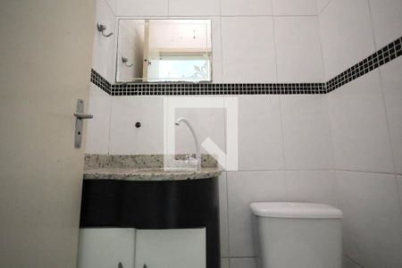 Banheiro 1 de casa para alugar com 3 quartos, 135m² em Vila Mazzei, Santo André