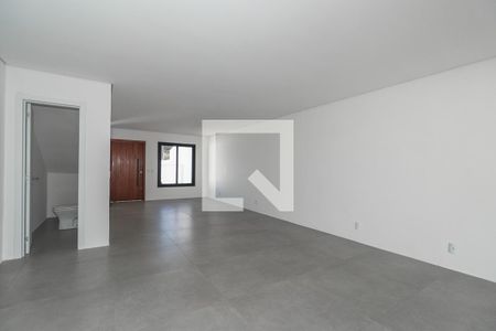 Sala / cozinha de casa para alugar com 3 quartos, 132m² em São Sebastião, Porto Alegre