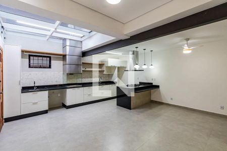 Sala/cozinha de casa de condomínio para alugar com 2 quartos, 94m² em Pompeia, São Paulo