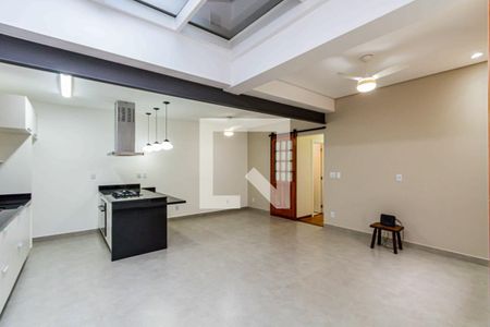 Sala/cozinha de casa de condomínio para alugar com 2 quartos, 94m² em Pompeia, São Paulo