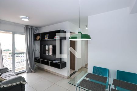 Sala de apartamento para alugar com 2 quartos, 45m² em Liberdade, São Paulo
