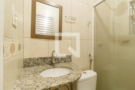 Banheiro de casa para alugar com 1 quarto, 40m² em Jardim Joana D’arc, São Paulo
