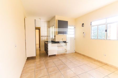 Sala/Cozinha de casa de condomínio para alugar com 1 quarto, 50m² em Jardim das Oliveiras, São Paulo