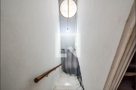Escada de casa à venda com 2 quartos, 79m² em Vila Camilópolis, Santo André