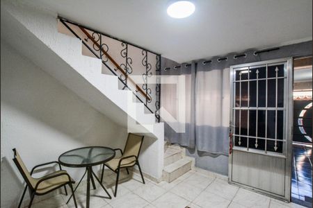 Sala de casa à venda com 2 quartos, 79m² em Vila Camilópolis, Santo André